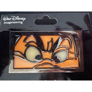 Queen of Hearts eyes pin LE 250 WDI